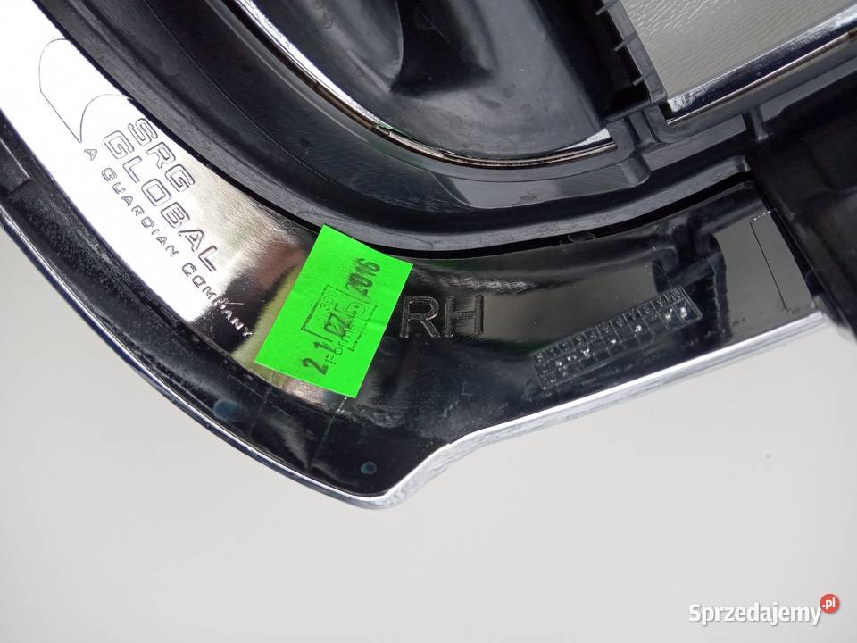 GRILL NERKA ATRAPA PRAWA CHROM BMW 7 G11 G12 osobowe Nowy Tomyśl