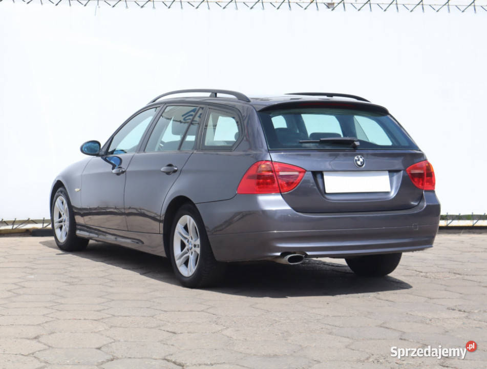 BMW 3 318 d podgrzewane fotele