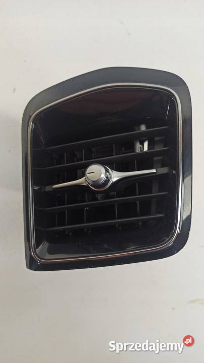 VOLVO V60 KRATKA NAWIEWU KONSOLI PRAWA 31477876