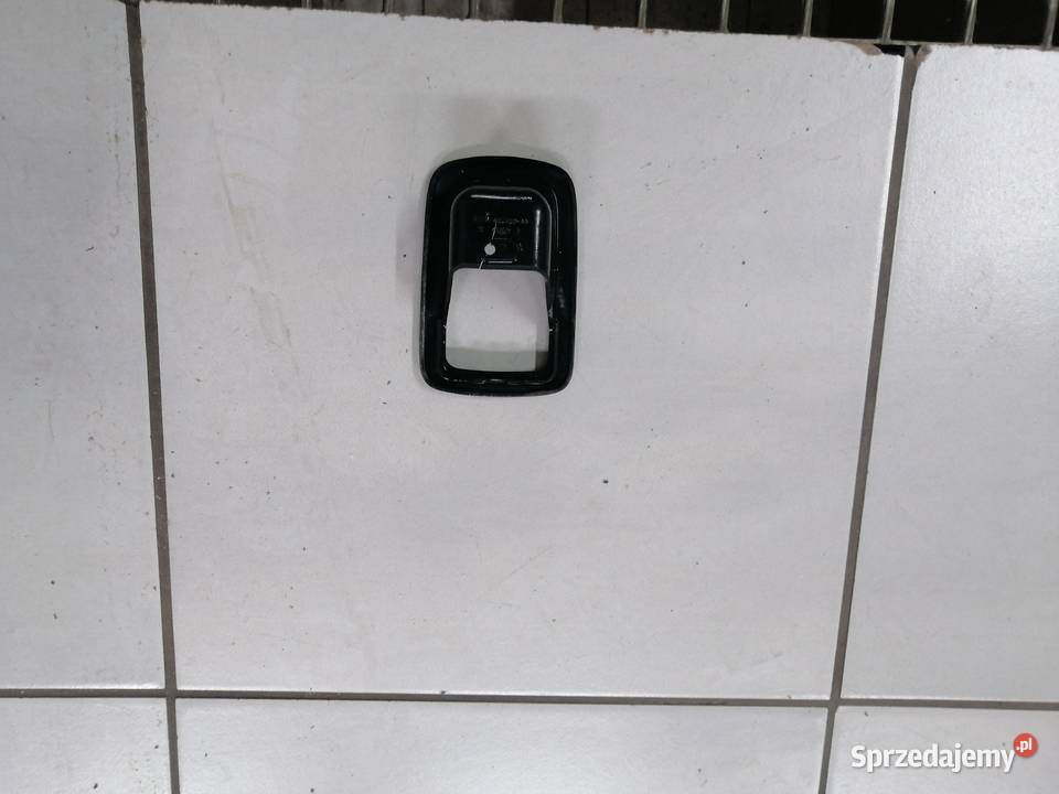 Obudowa klamki Ford Fiesta Mk III osobowe