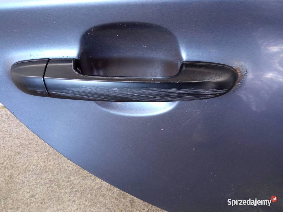 DRZWI PRAWE TYŁ 2E Hyundai i20 I 20082014