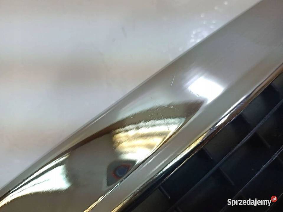 Mercedes CKLASA W202 9301 ATRAPA GRILL PRZÓD osobowe Skarżysko-Kamienna
