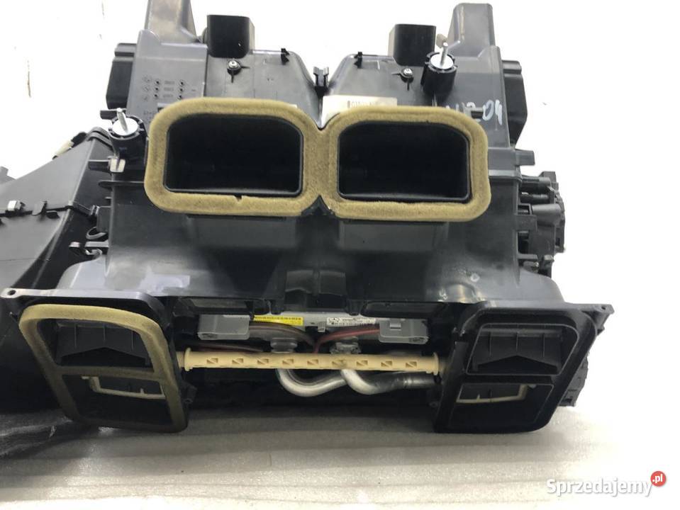 NAGRZEWNICA MERCEDES CKLASA W204 A2048300962 wielkopolskie