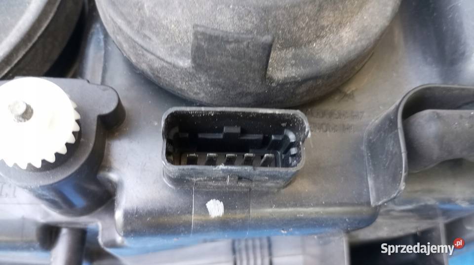 LAMPA PRAWY PRZÓD EU XENON RENAULT ESPACE IV osobowe wielkopolskie Nowy Tomyśl