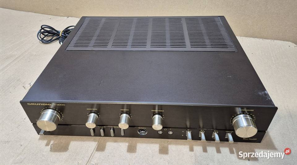 Wzmacniacz Grundig V2000 dolnośląskie Jawor