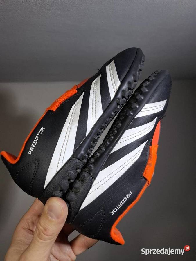 Buty 33 piłkarskie korki turfy adidas Predator małopolskie Kraków sprzedam