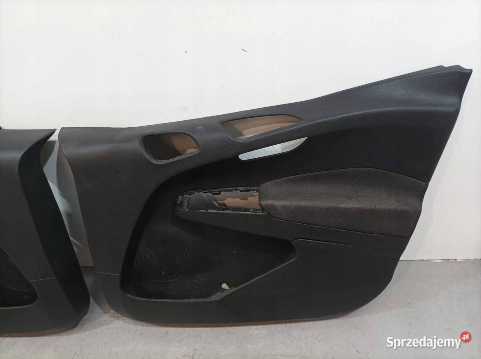 TAPICERKA BOCZEK LEWY PRAWY PRZÓD KPL Kia