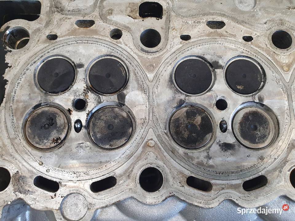 GŁOWICA CYLINDRÓW Land Rover Range Rover 44 SDV8 Części samochodowe lubelskie Chełm