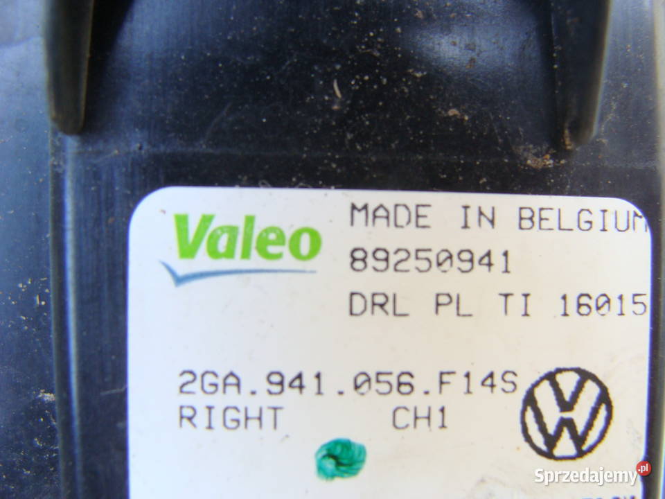 VW TROC LED DRL HALOGEN PRAWY 2GA941056 Goleniów