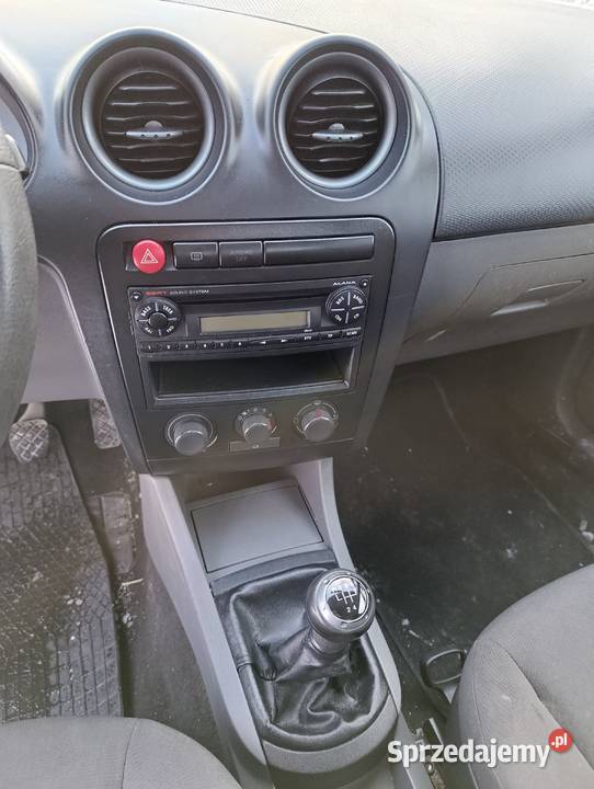 Seat Ibiza 140 przebiegu super stan godny Rzeszów sprzedam