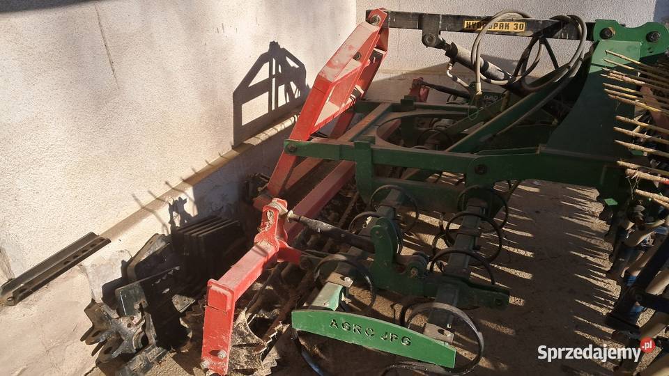 Sprzedam agregat siewny bierny 3m małopolskie Lewniowa