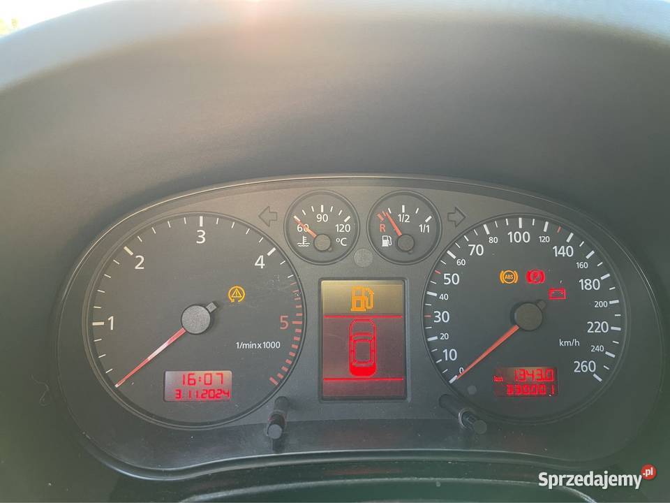 Sprzedam zamienię a3 8l 2001 ESP