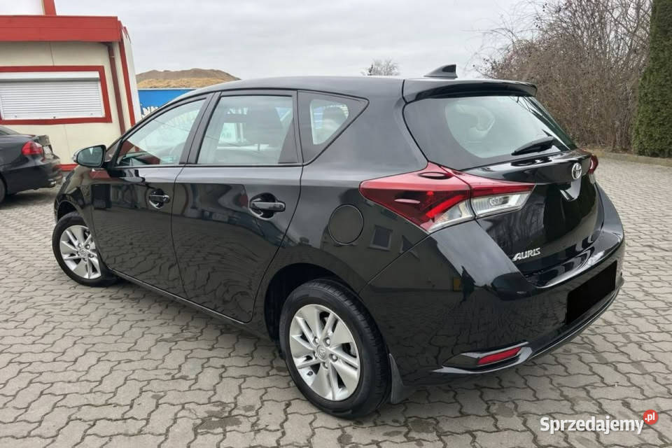 Toyota Auris Salon polska jeden właściciel dwa 1598cm3 Auris Siedlce sprzedam