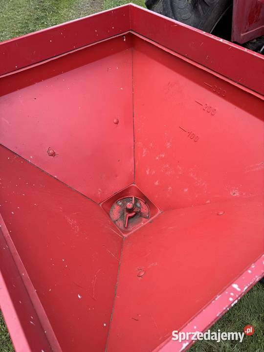 Rozsiewacz nawozu Rozsiewacze nawozów Rolnictwo sprzedam