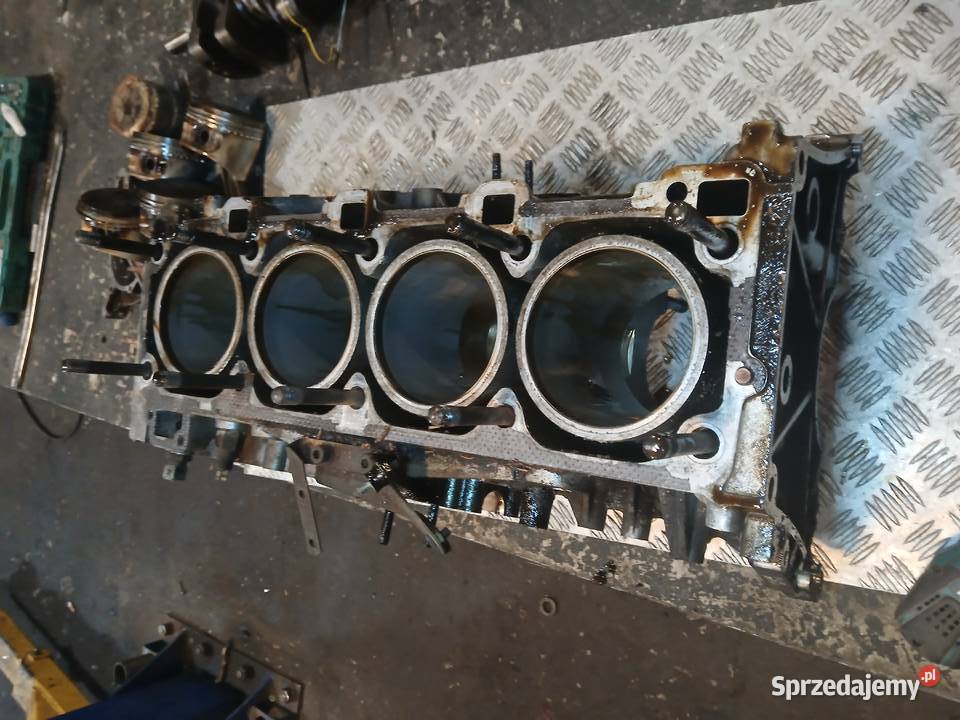 Blok Silnika Porsche 25 B M4405 9441011103R osobowe Silniki i osprzęt Radłów sprzedam