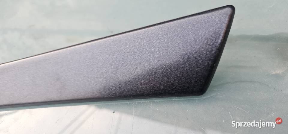 Listwa drzwi lewy przód mercedes w202 2027204122 Rok produkcji 1999 Zbąszyń sprzedam