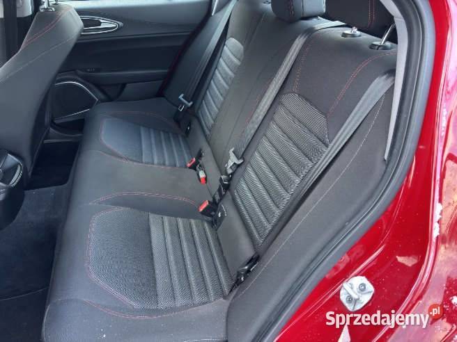 ALFA ROMEO GIULIA 2021 199500 ccm 200 Warszawa