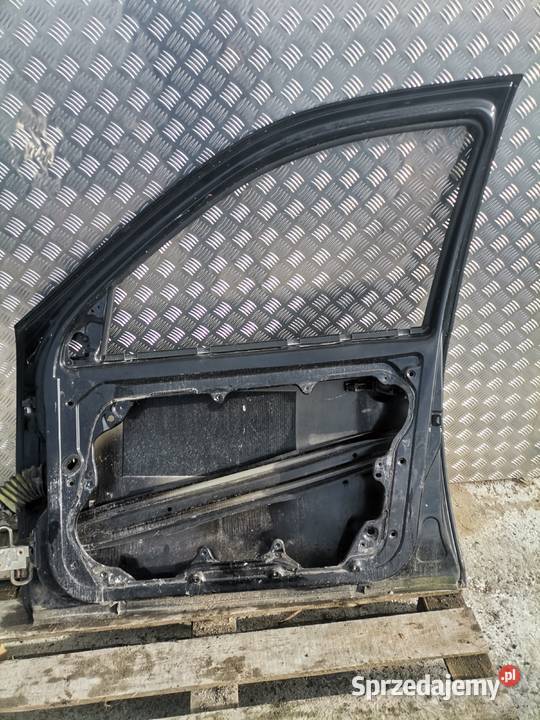 Drzwi Prawy Przód Volkswagen Golf IV Pogorzelec sprzedam