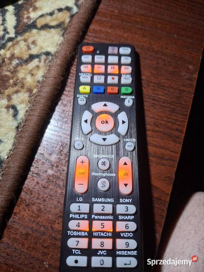 Pilot do telewizora z podświetleniem Łódź