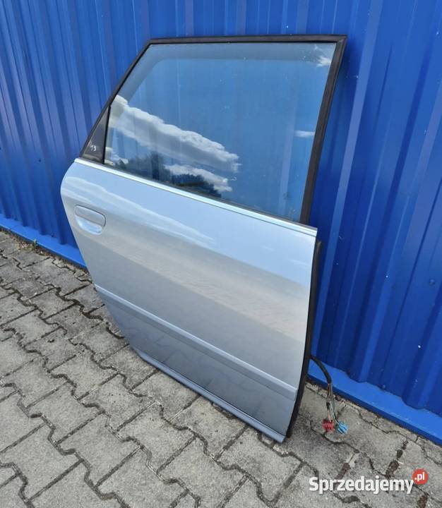 13 DRZWI TYŁ PRAWY TYLNE PRAWE AUDI A6 C5 LIFT świętokrzyskie Działoszyce