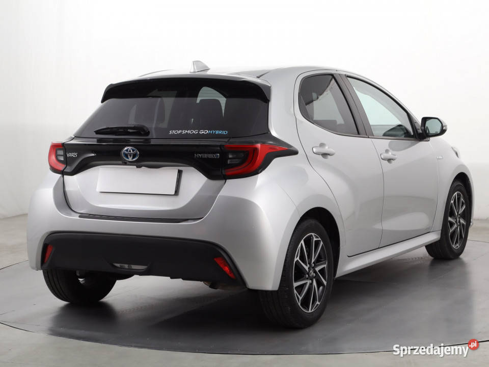 Toyota Yaris 15 VVTi Hybrid nieuszkodzony