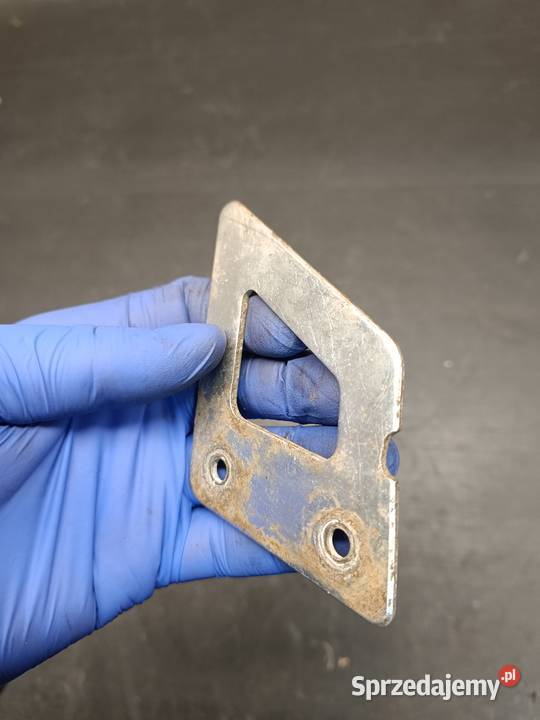 Osłona blaszka zacisk hamulcowy tył części Gołaczewy sprzedam