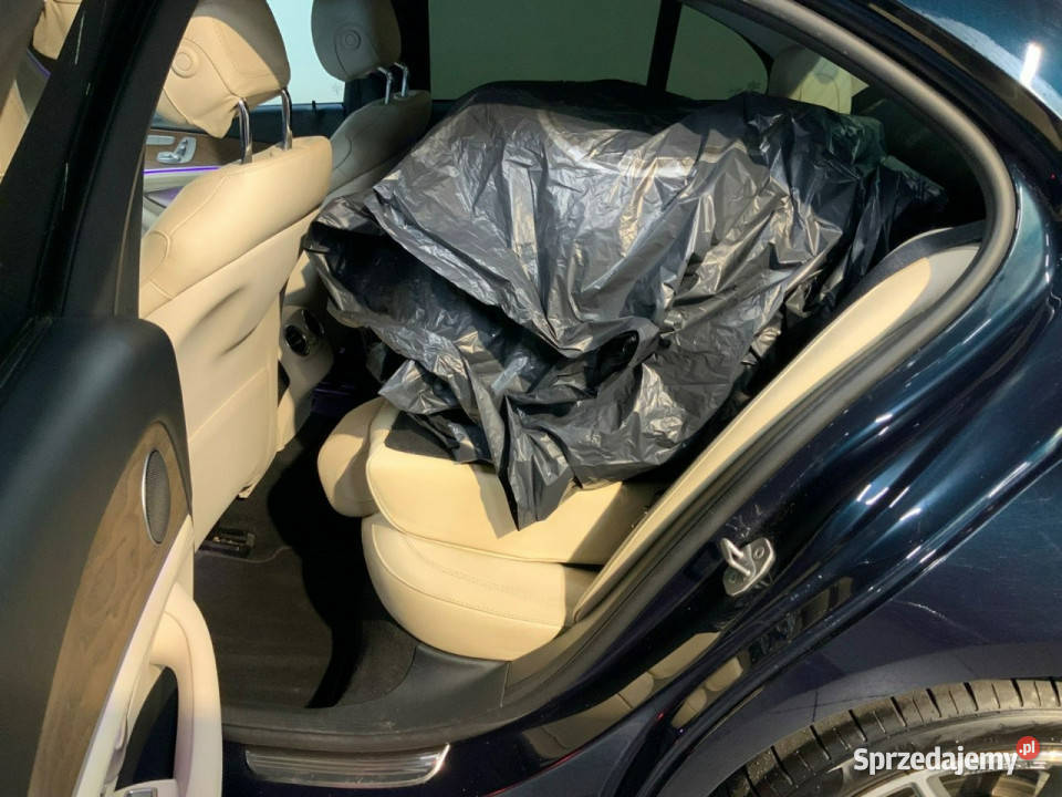 Mercedes E 220 W213 2016 Sadlno