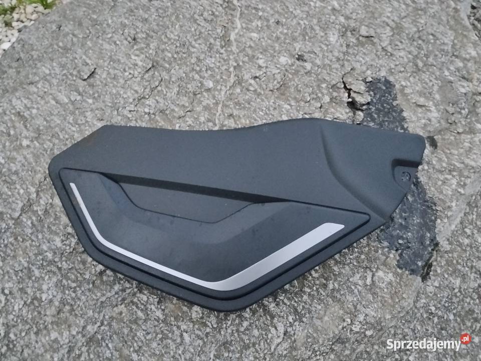 Tytuł ogłoszenia
Plastiki deski rozdzielczej Sierpc sprzedam