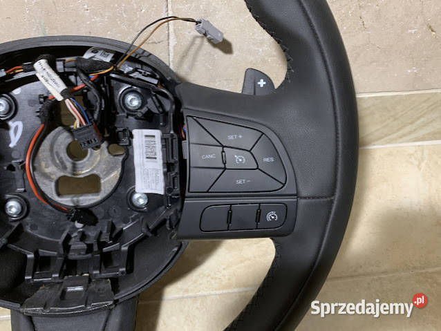 Kierownica multifunkcyjna skóra skórzana łopatk Barwałd Dolny