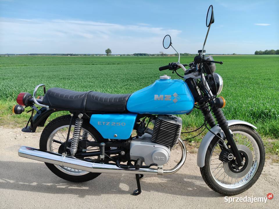 Motocykl MZ ETZ 250 1988 niebieska z dokumentami Kalisz