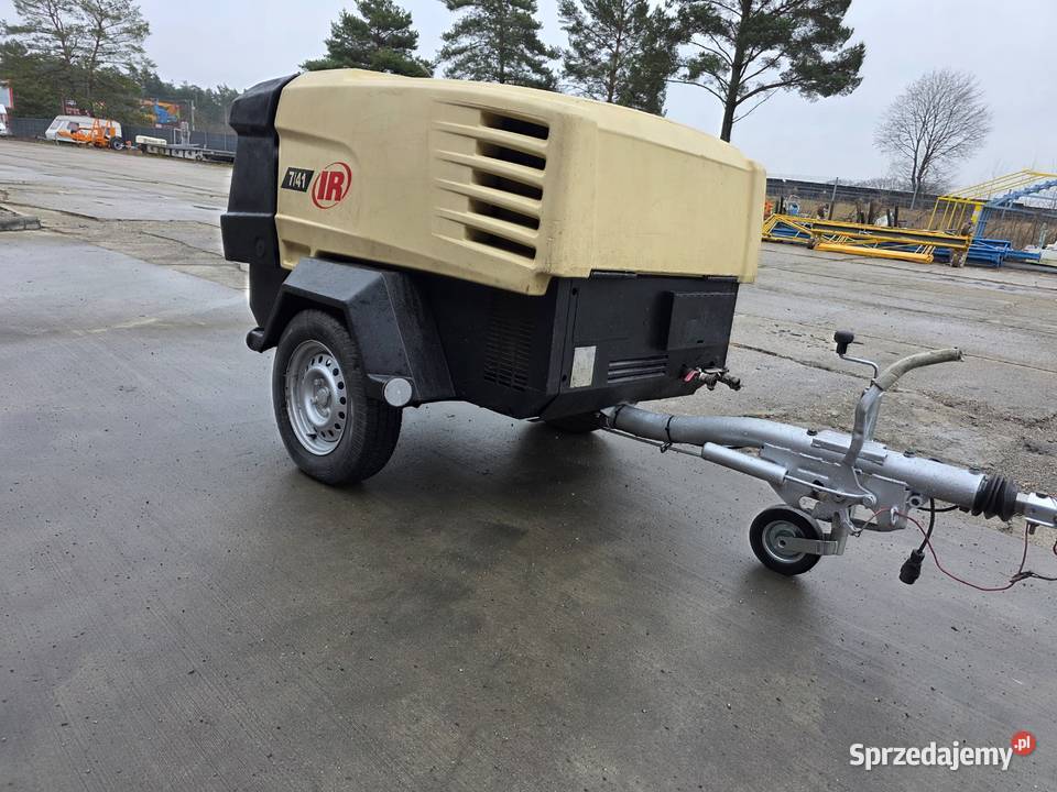 Kompresor sprężarka śrubowa przewoźna DOOSAn 741 Maszyny budowlane Lubin