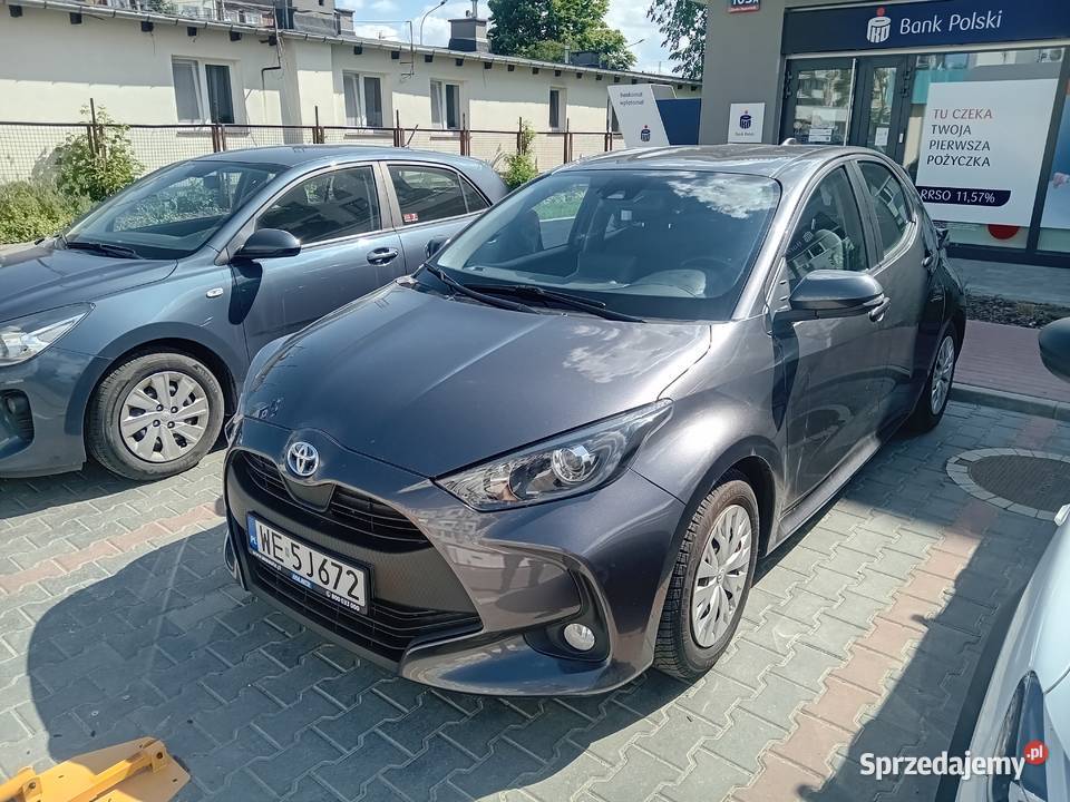 Sprzedam toyota yaris hybrid Comfort 2022