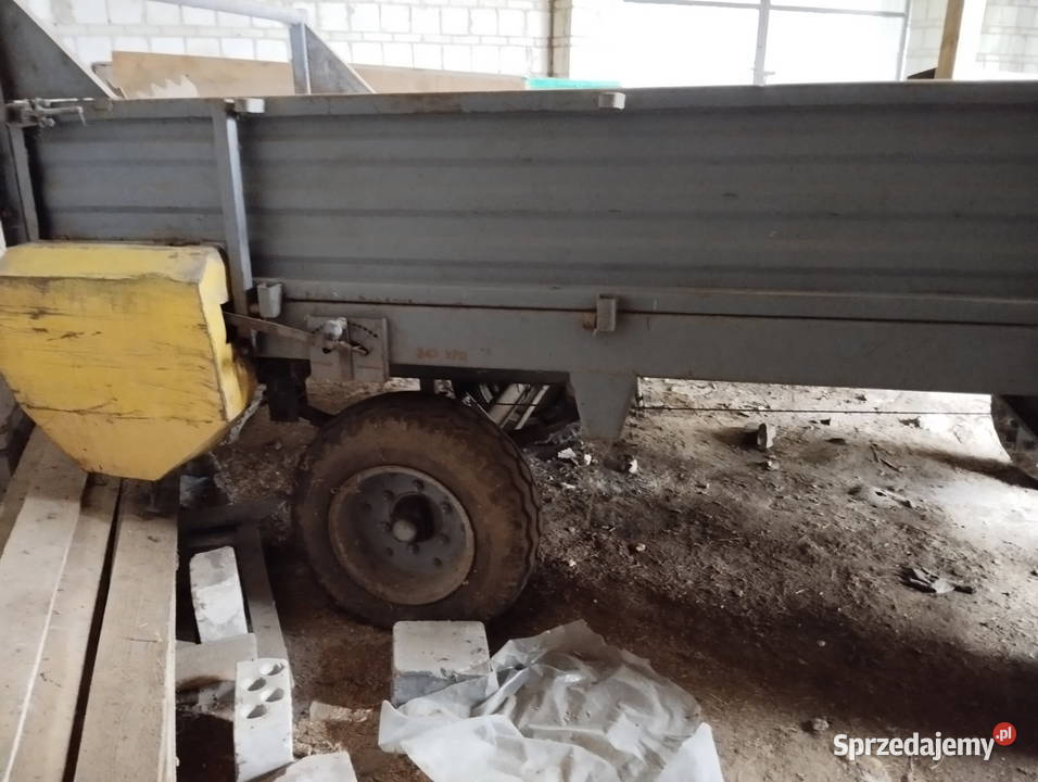 Rozrzutnik obornika dwuosiowy