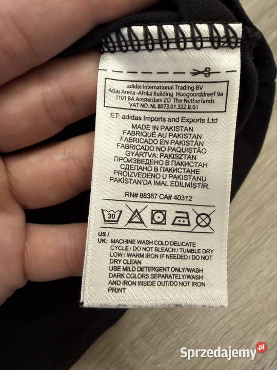 Koszulka adidas Originals czarna z paskami Kuków