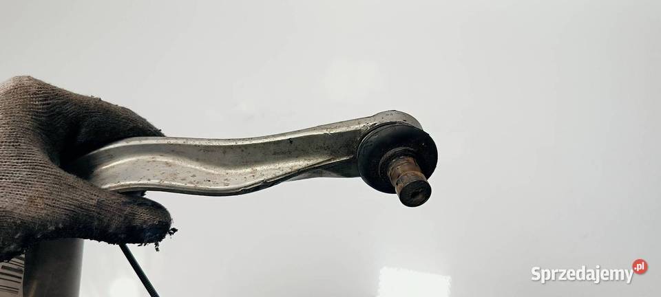 WAHACZ PRZÓD PRAWY VOLKSWAGEN PASSAT B5 Lipno