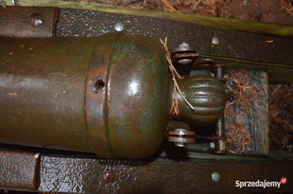 Armat ogrodowa Militaria