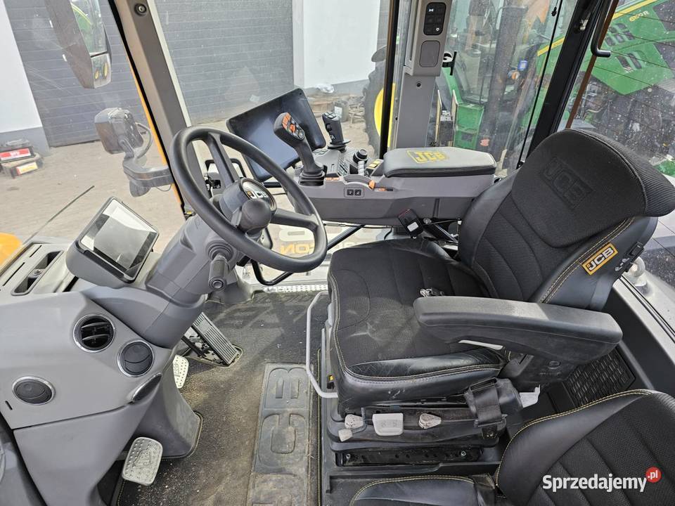 JCB FASTRAC 8330 ICON 2023r wielkopolskie