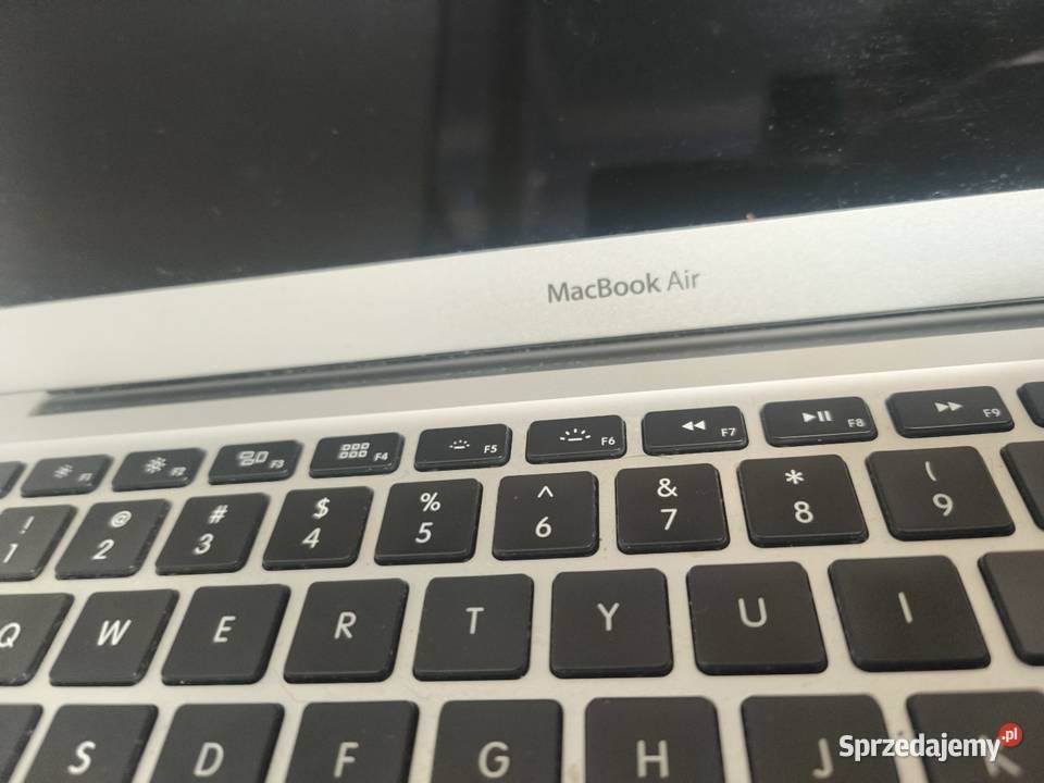 Laptop MacBook Air A 1466 Liczba rdzeni 6 Częstochowa