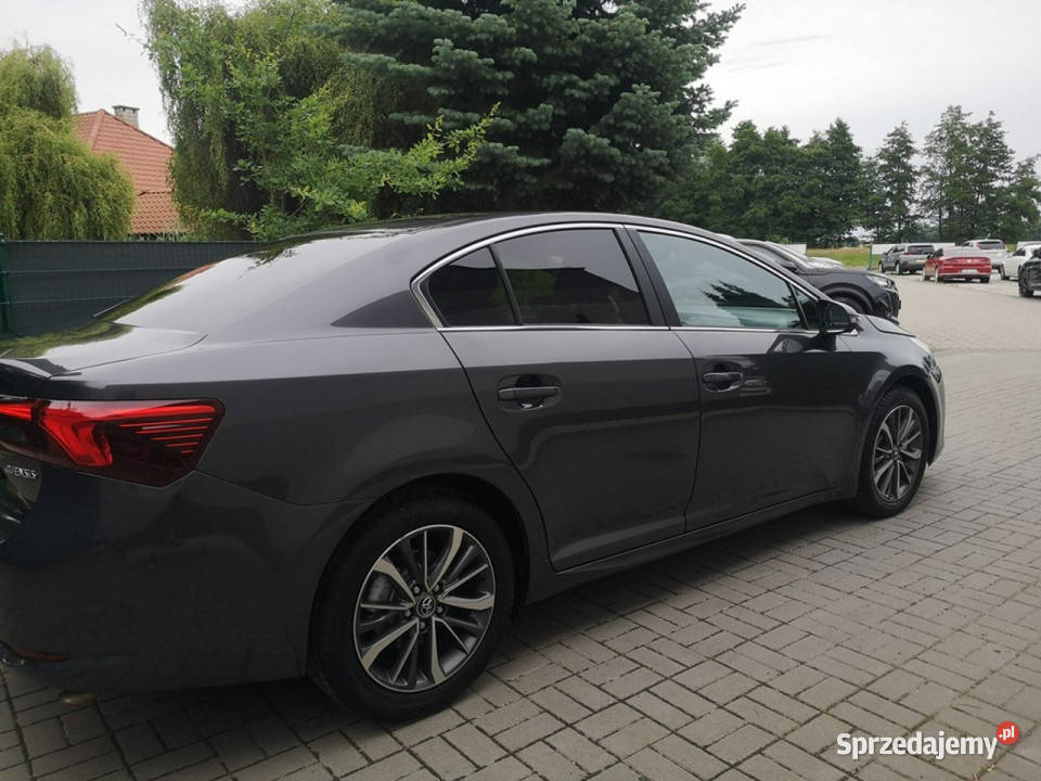 Toyota Avensis 20 D4D 143 Salon Navi Premium Sedan / Limuzyna Strzegom