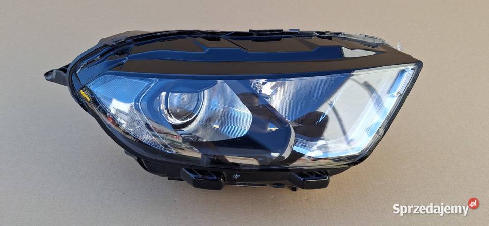 FORD ECOSPORT II LIFT REFLEKTOR PRAWY LAMPA Bieleń