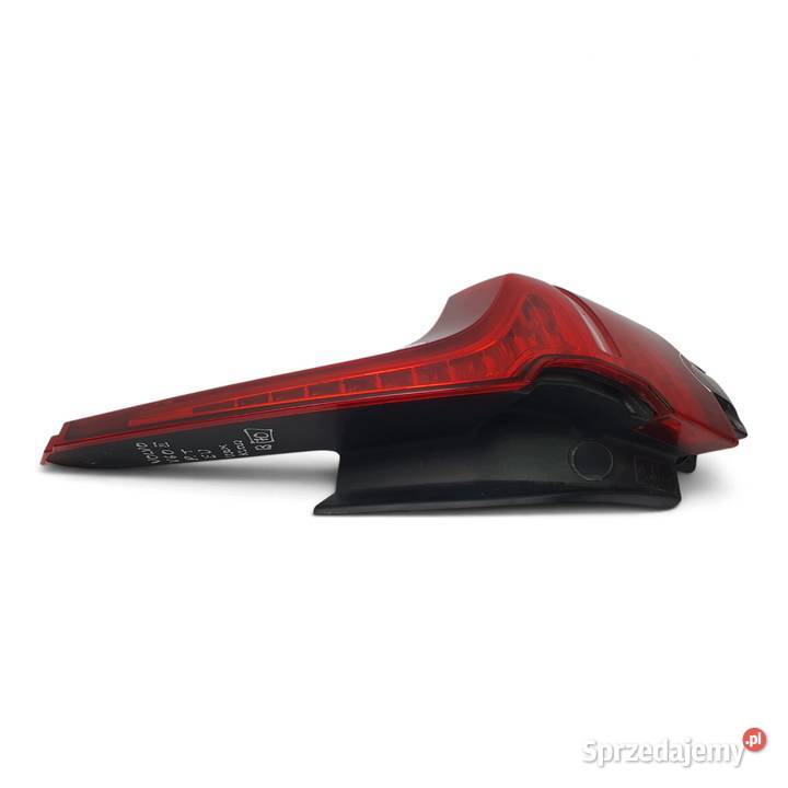 LAMPA PRAWA Volvo V60 II 20182022 tylna tylnia