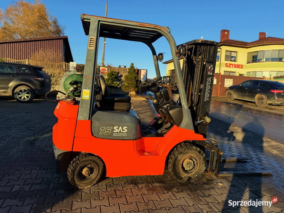 wózek widłowy TOYOTA 7FGF15 LPG 1500 Triplex Działoszyn sprzedam