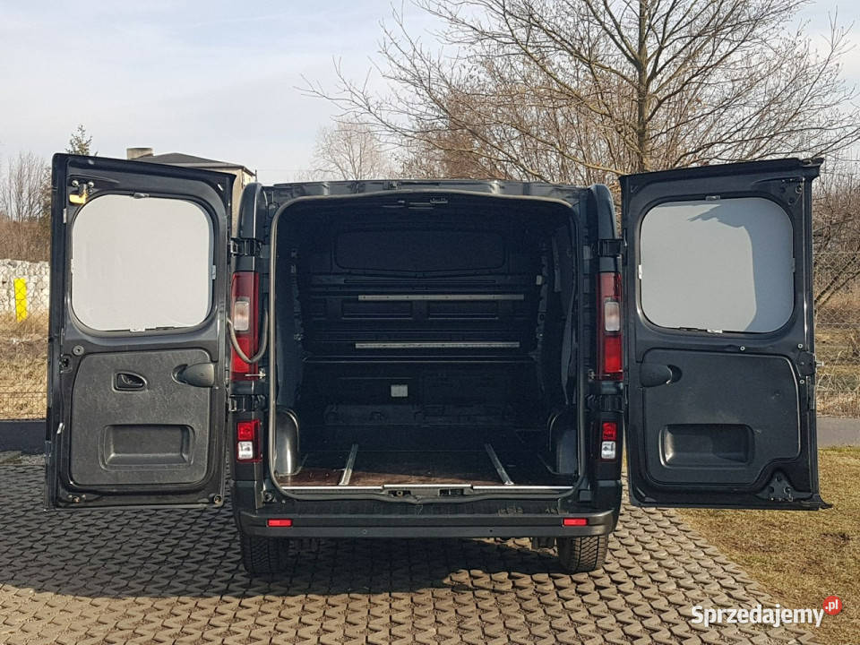 Renault Trafic VIVARO KLIMA TEMPOMAT 16 DCI 145 elektryczne lusterka Poręba sprzedam