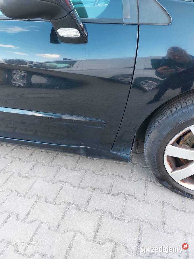 Peugeot 308 2l diesel Rok produkcji 2010 Lubin sprzedam