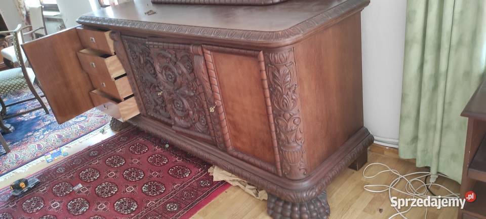Neorenesansowa komoda na lwich łapach rzeźbiona Antyki, Sztuka, Kolekcje Sypniewo