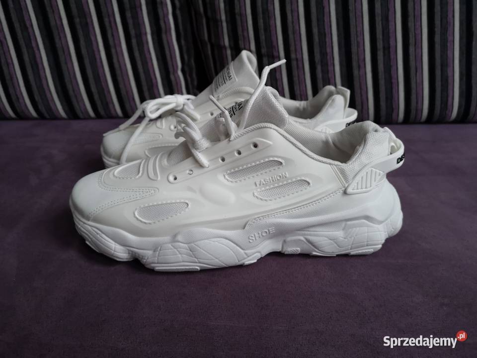 Nowe buty sportowe sprzedam