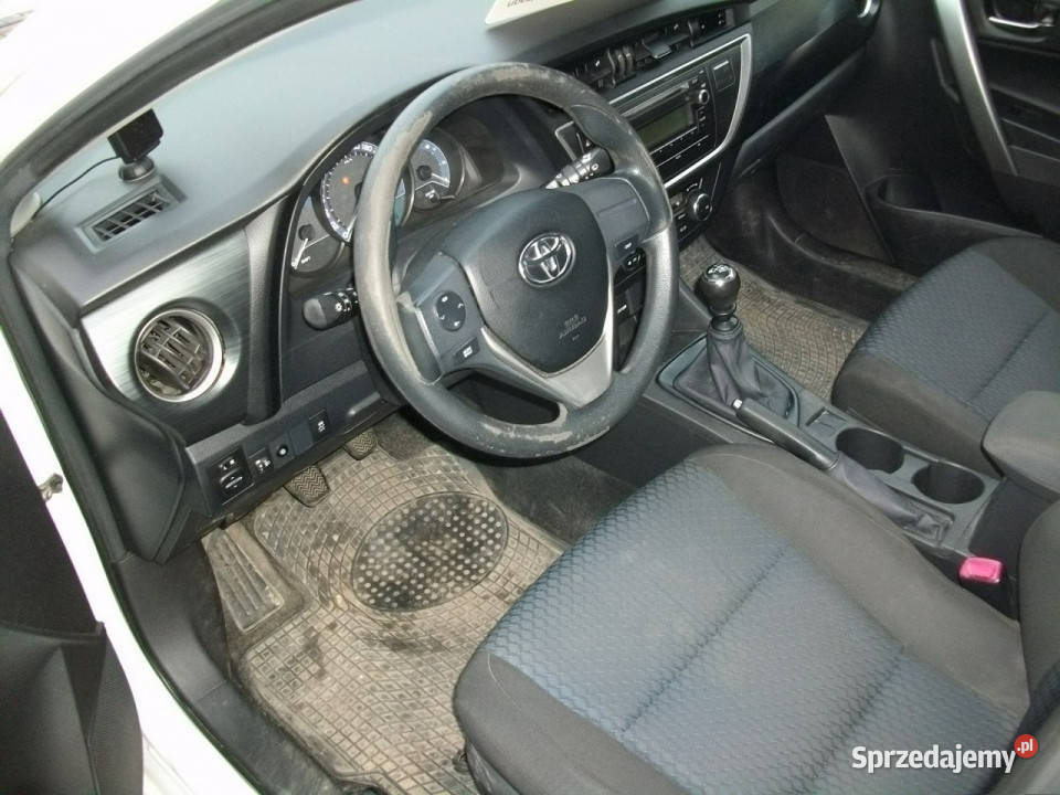 Toyota Auris 14 90 II 2012 klimatyzacja śląskie Katowice
