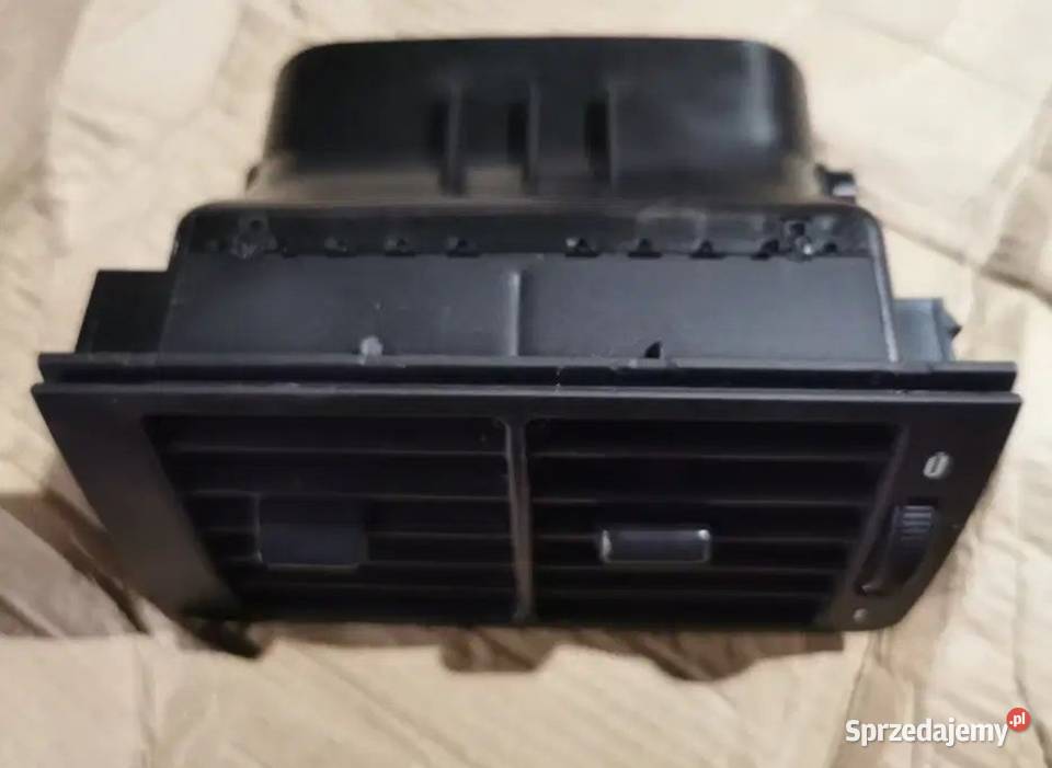 Kratka nawiewu tylna BMW e38 śląskie Żory