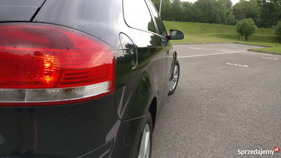 Audi A3 8P 19 TDI 105 bogate wyposażenie niski wspomaganie kierownicy Łańcut