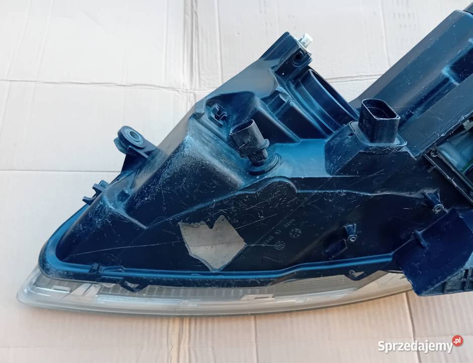 VW Phaeton Xenon reflektor lampa prawy przód wielkopolskie Przeźmierowo